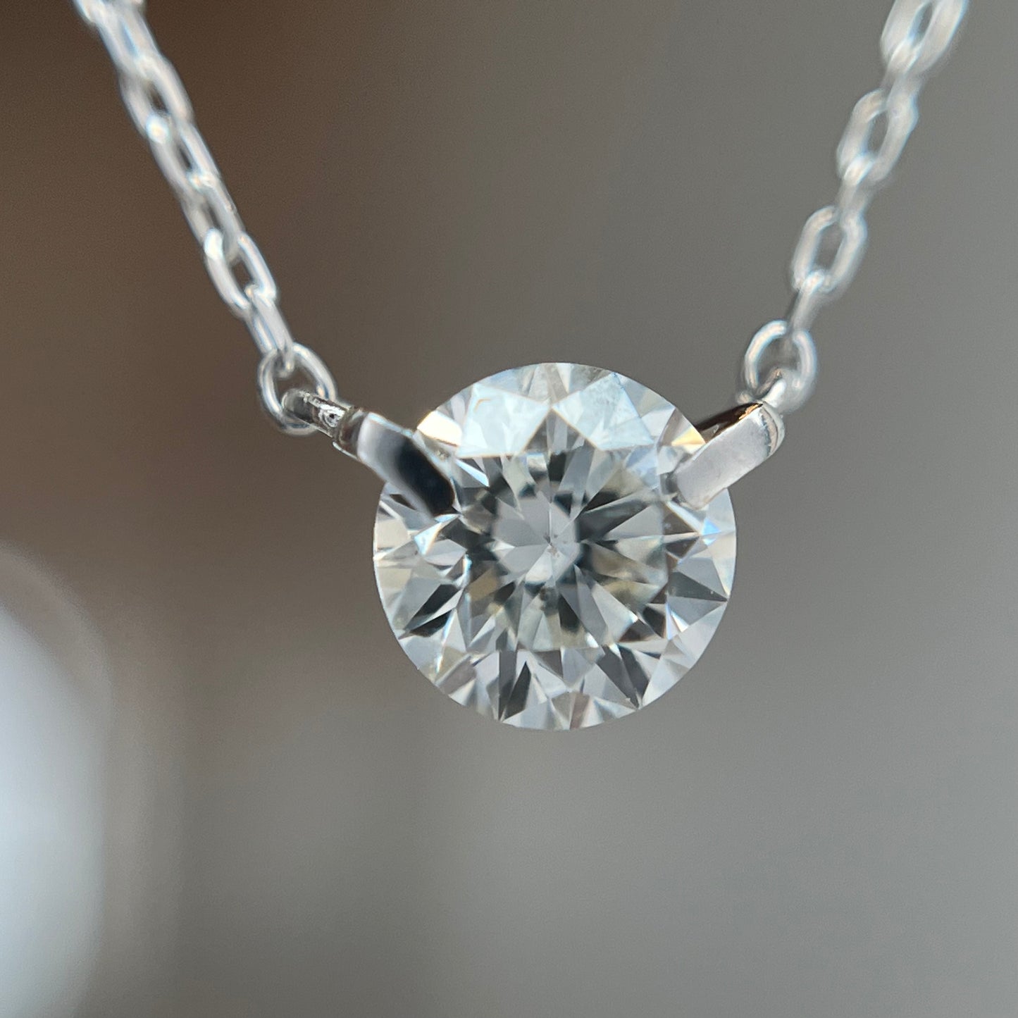 18K gold Diamond 2-Prong Solitaire Necklace