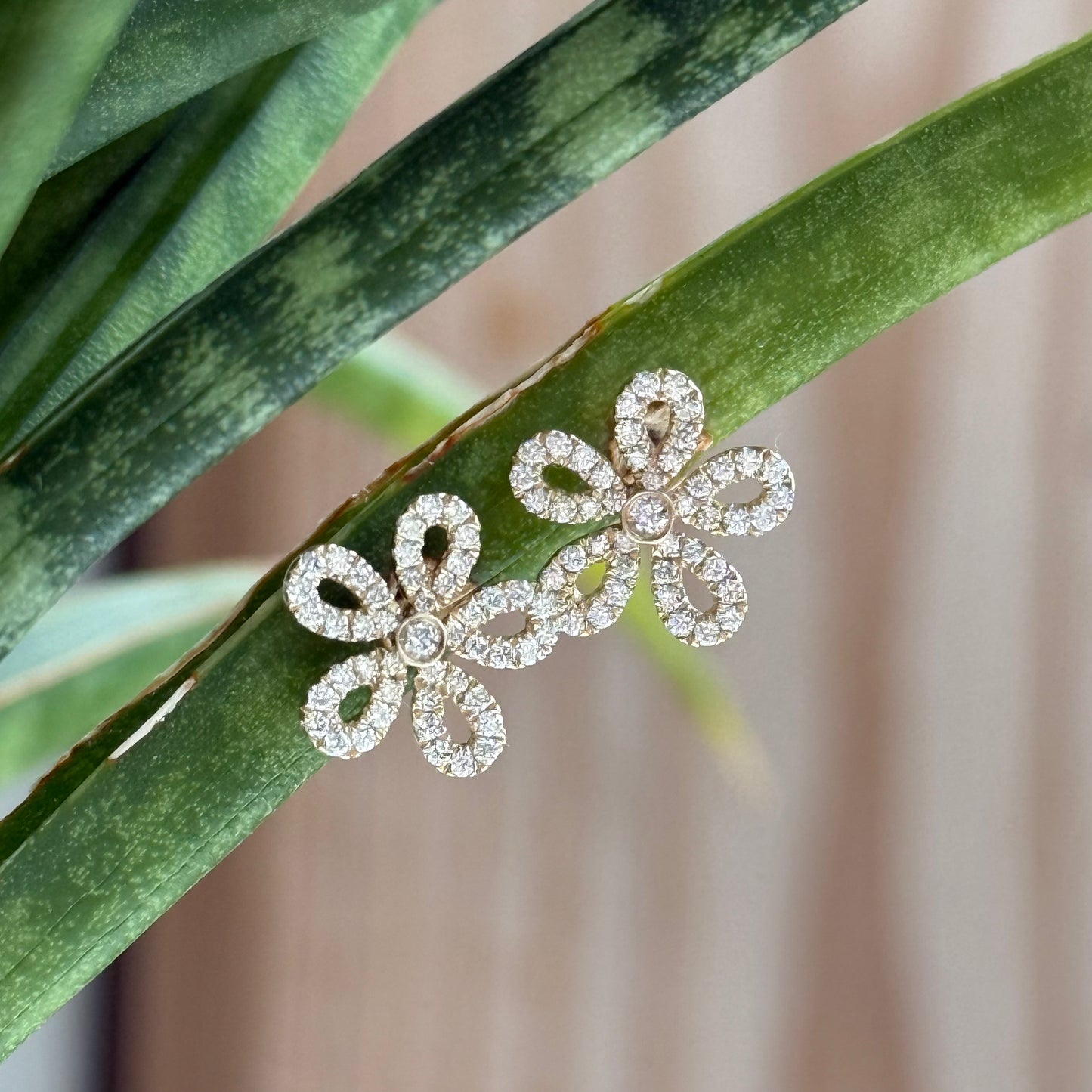 14K Yellow Gold Diamond Pave Flower Stud Earrings 29/100CTW