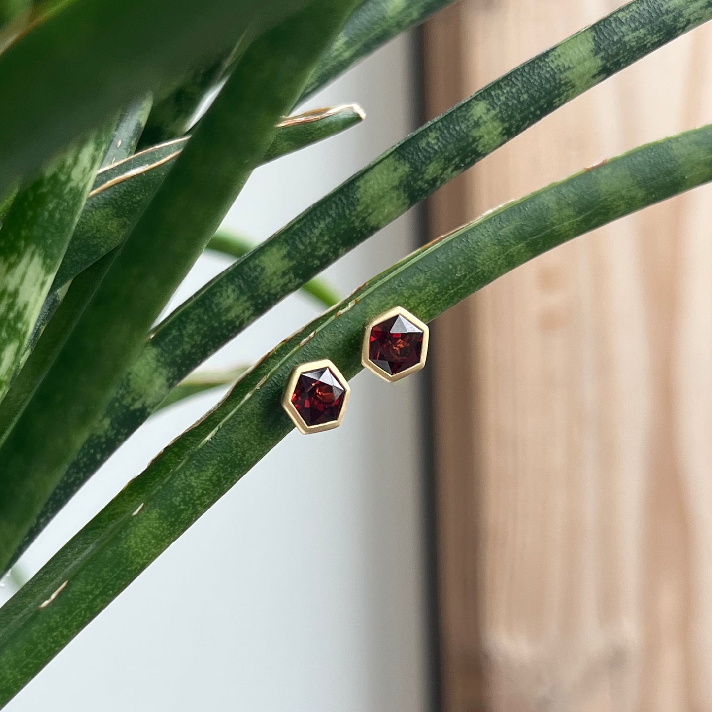18K Yellow Gold Hexagon Garnet Stud Earrings