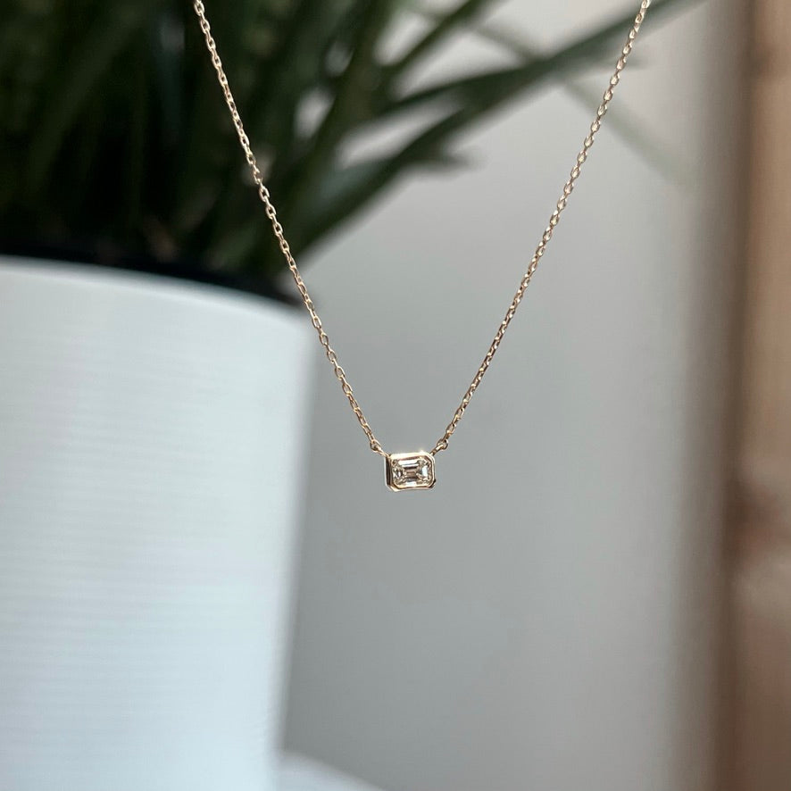18K Rose Gold Emerald Cut Bezel Necklace 16/100CT