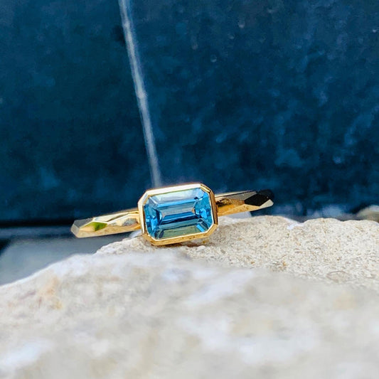 14KY Emerald Cut Blue Topaz Ring 71/100CT