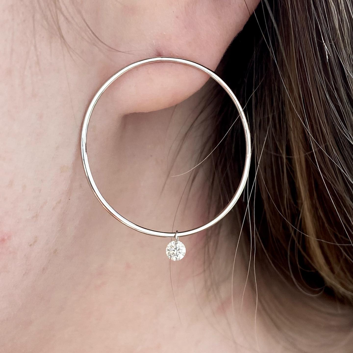 14K Gold Floating Diamond Hoop Earrings 30/100CTW