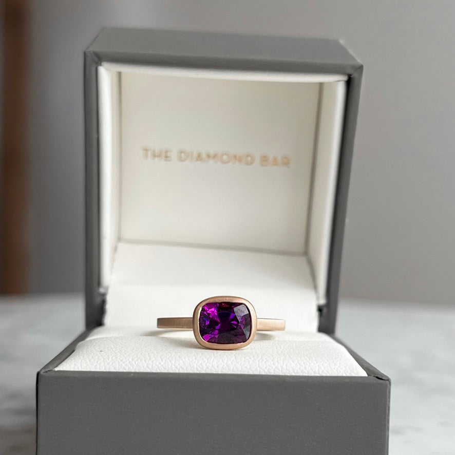 14K Rose Gold Antique Cushion Purple Garnet Bezel Stackable Ring3360