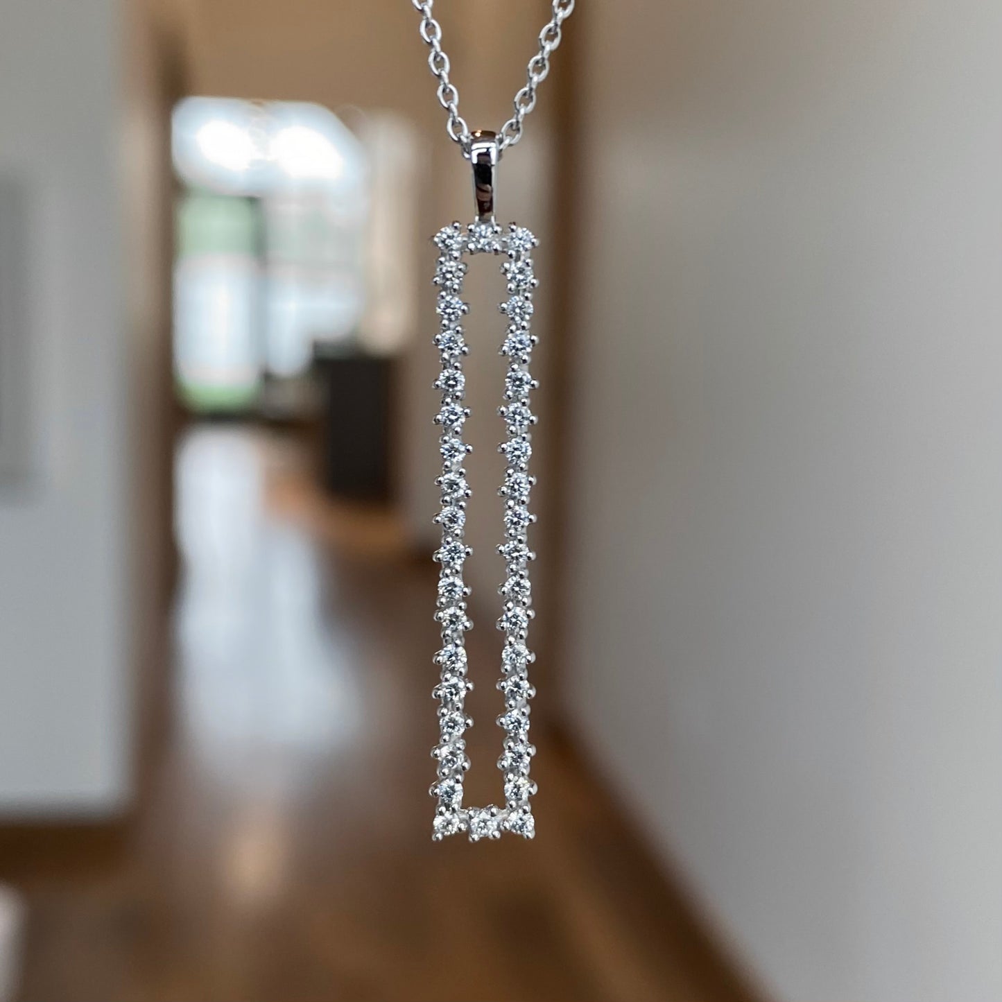 14K Vertical Diamond Bar Pendant 38/100CTW