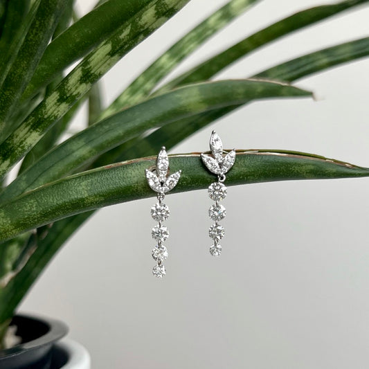 14K White Gold Floral Floating Diamond Earrings