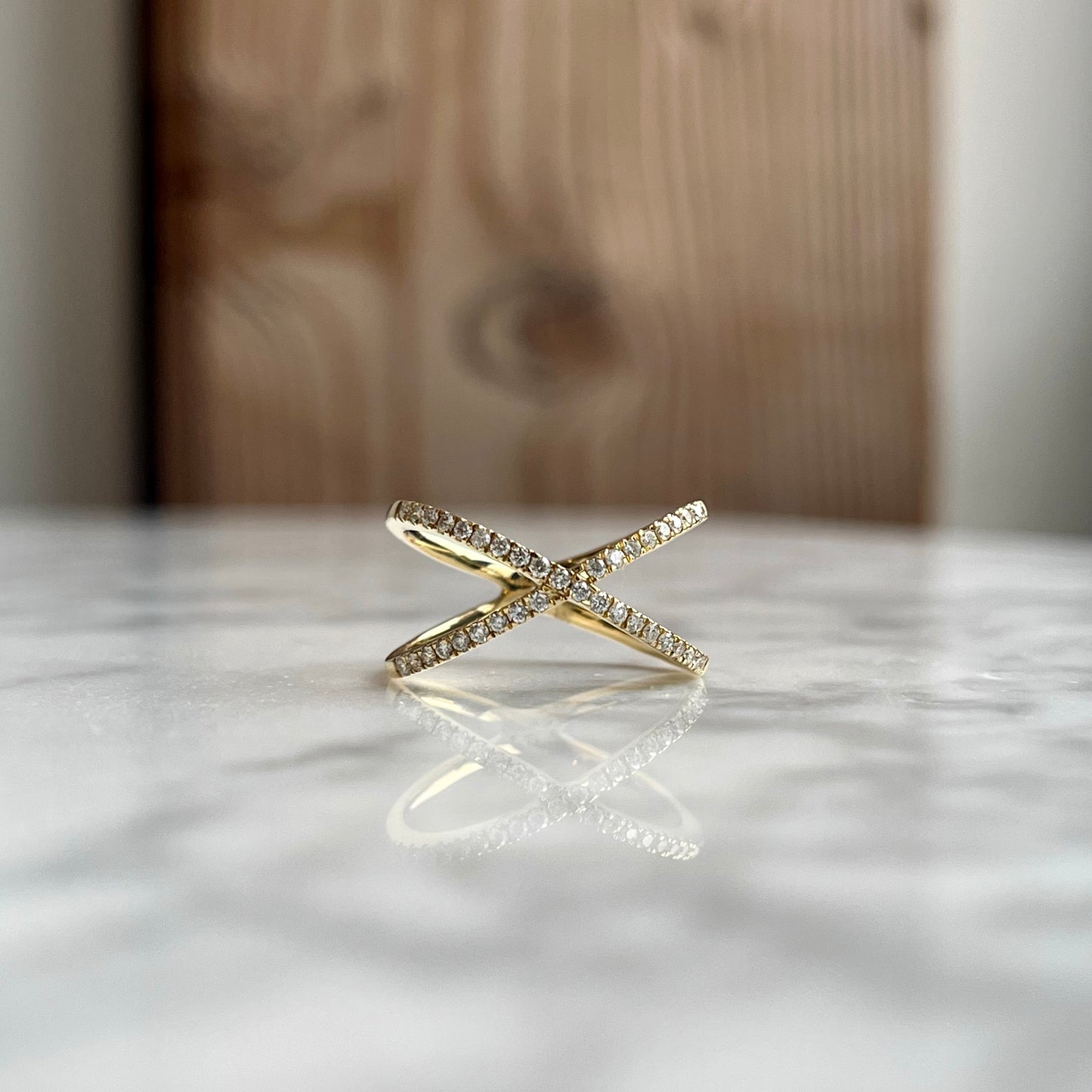 18K Yellow Gold Criss Cross Ring