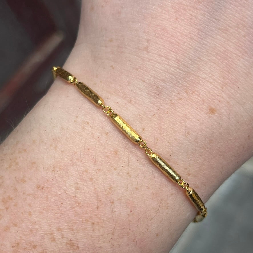 14K Yellow Gold Hammered Bar Link Bracelet