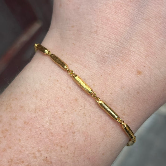 14K Yellow Gold Hammered Bar Link Bracelet