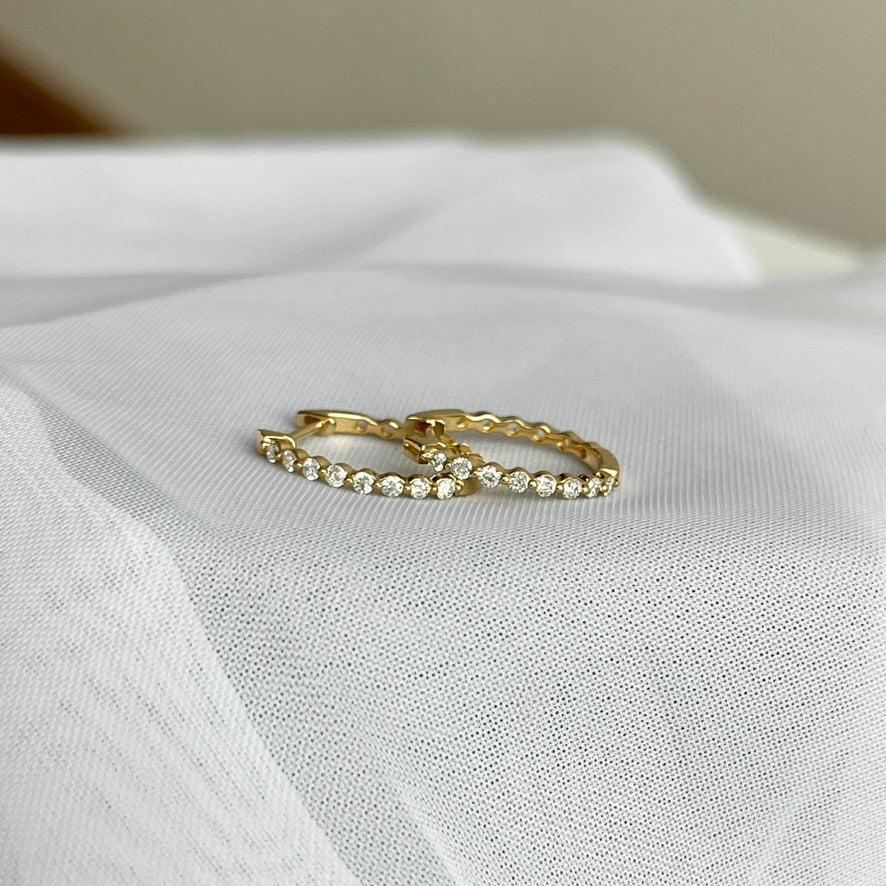 18K Yellow Gold Single Prong Diamond Huggie Hoops