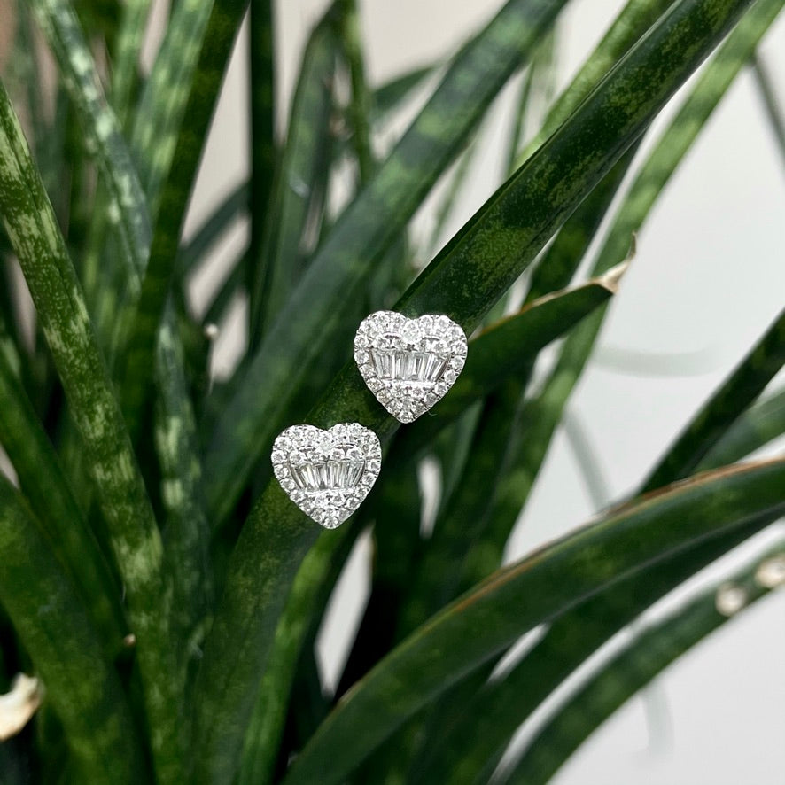 18K White Gold Diamond Heart Shape Diamond Cluster Stud Earrings 61/100CTW