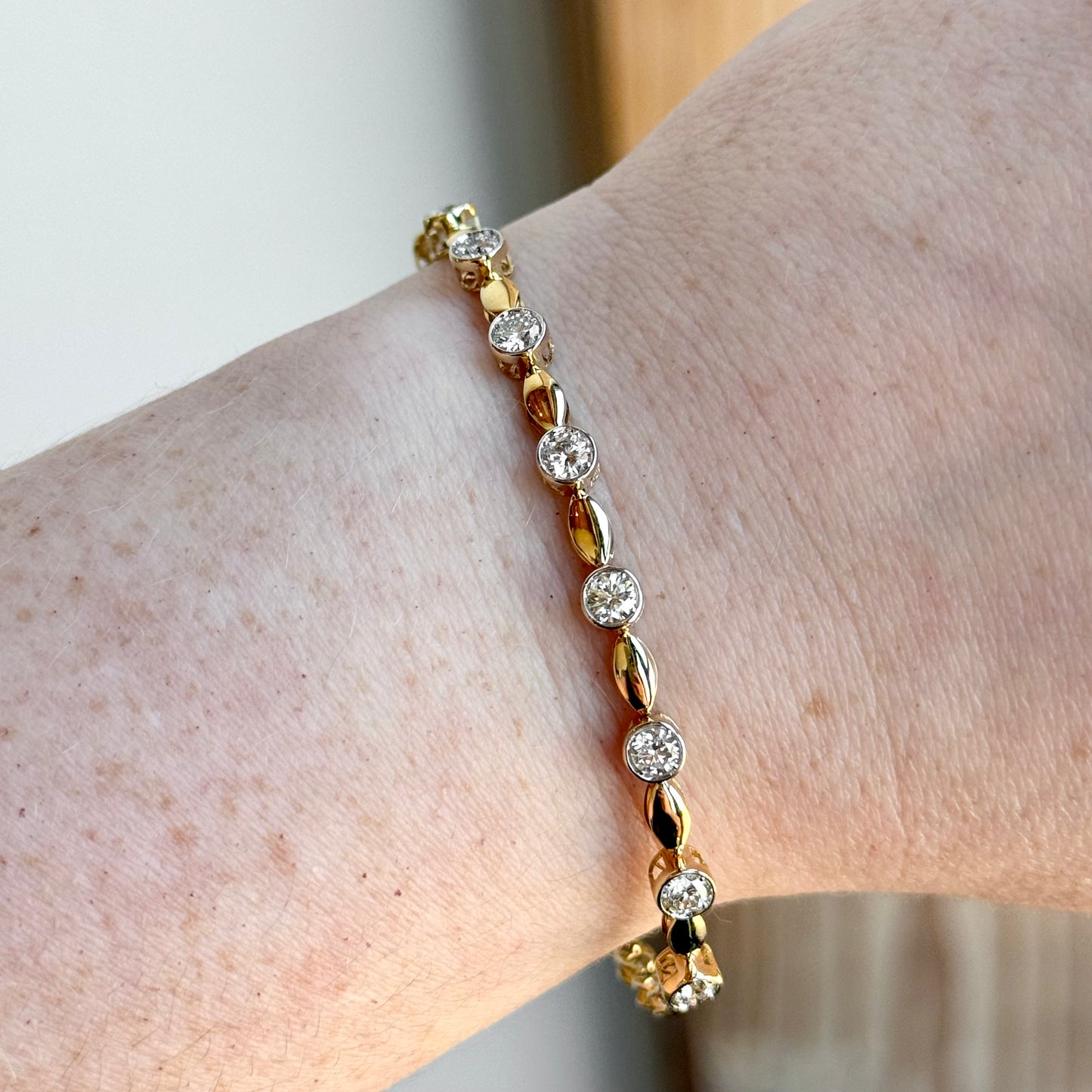 14K Yellow Gold Diamond Flexible Bangle Bracelet 1.32CTW