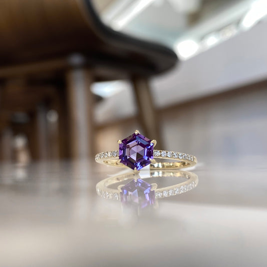 14K yellow gold hexagon cut amethyst and diamond ring