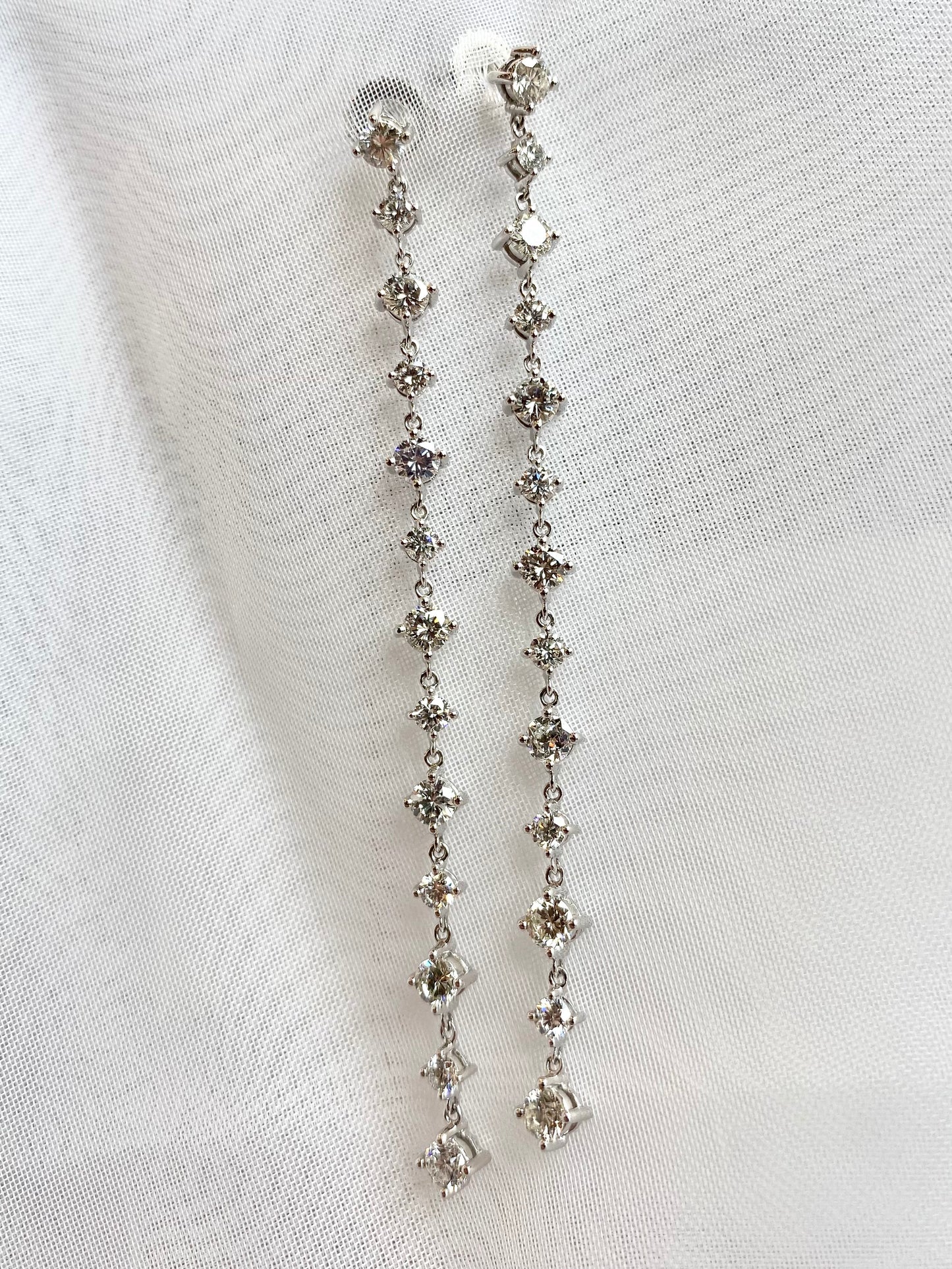 14K White Gold Diamond Chandelier Earrings 3.07CTW